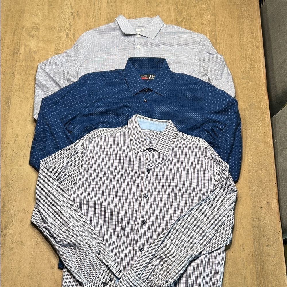 Men's Blue and Gray Patterned Shirts lot of 3, perfect condition